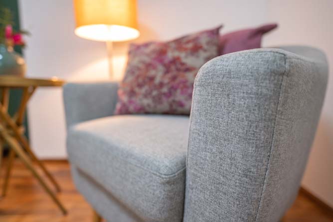 BERATUNGSRAUM »VATA« | Ojas Therapie- und Seminarzentrum | Nähe Mondsee